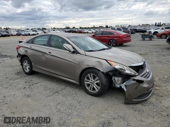 ✅ 2014 Hyundai Sonata GLS • VIN: 5NPEB4AC9EH930649 • Лот: 84834035. Опубликован ранее на Copart с пробегом 55 741 миль. Бесплатный доступ к архиву аукционных продаж из США и подробный отчёт об истории автомобиля на DreamBid. Изображение 4.