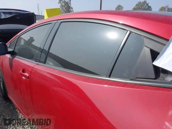 2024 Toyota Prius LE with VIN JTDACAAU0R3037645, listed as a IAAI auction lot 43323280 with 19,611 mi miles and . Bid and sale history available at DreamBid. Image 15.