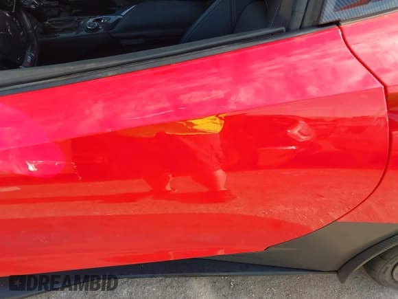 ✅ 2016 Chevrolet Corvette Z51 1LT • VIN: 1G1YH2D74G5111655 • Lot: 42927783. Wystawiony na IAAI z przebiegiem Nie podano. Bezpłatny archiwum sprzedaży aukcyjnych z USA i szczegółowy raport historii pojazdu na DreamBid. Zdjęcie 6.