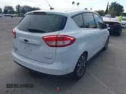 ✅ 2017 Ford C-Max Titanium • VIN: 1FADP5FU9HL108024 • Лот: 43270193. Опубликован ранее на IAAI с пробегом 101 905 миль. Бесплатный доступ к архиву аукционных продаж из США и подробный отчёт об истории автомобиля на DreamBid. Изображение 4.