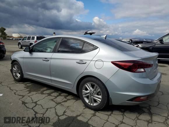 2020 Hyundai Elantra Value Edition z VIN KMHD84LF6LU106060, wystawiony jako Copart lot #82507835 z przebiegiem 59 949 mil mil oraz Szkoda całkowita • Salvage title. Historia ofert i sprzedaży dostępna na DreamBid. Obrazek 2.