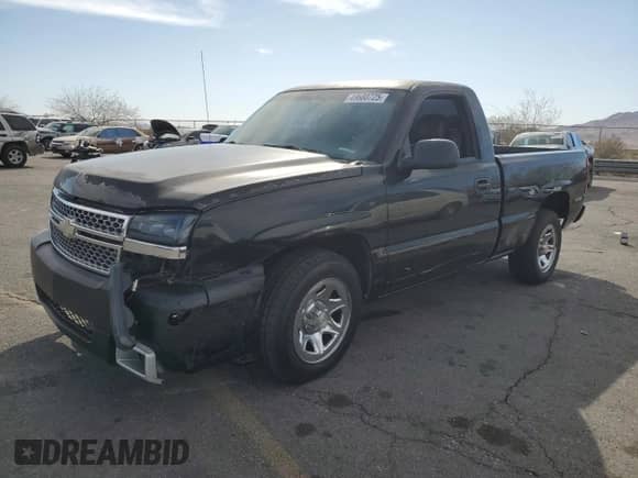 2005 Chevrolet Silverado 1500 Work Truck с VIN 1GCEC14X45Z290157, выставлен на аукционе Copart как лот 49680725 с пробегом 154 298 миль миль и Списание • Salvage title. История ставок и продаж доступна на DreamBid. Изображение 1.