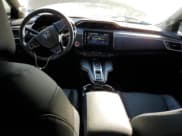 ✅ 2018 Honda Clarity Touring • VIN: JHMZC5F37JC013047 • Лот: 39773823. Опубликован ранее на Copart с пробегом 29 138 миль. Бесплатный доступ к архиву аукционных продаж из США и подробный отчёт об истории автомобиля на DreamBid. Изображение 8.