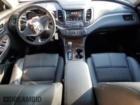 ✅ 2015 Chevrolet Impala LT • VIN: 1G1125S34FU117884 • Лот: 71831824. Опубликован ранее на Copart с пробегом Не указан. Бесплатный доступ к архиву аукционных продаж из США и подробный отчёт об истории автомобиля на DreamBid. Изображение 8.