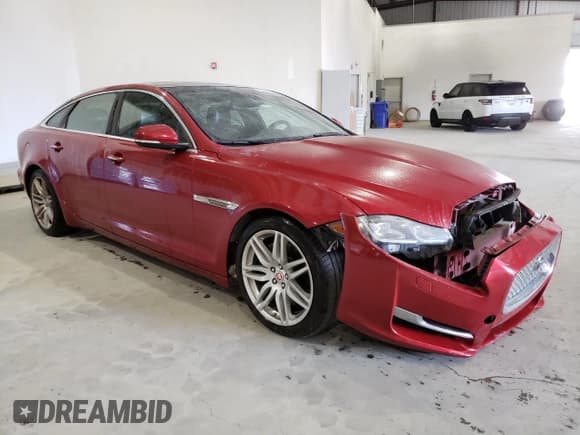 ✅ 2017 Jaguar XJ Portfolio • VIN: SAJWA2G71H8W12454 • Lot: 52179554. Listed on Copart with 101,716 mi. Free auction sales archive from the USA and detailed vehicle history report at DreamBid. Image 4.