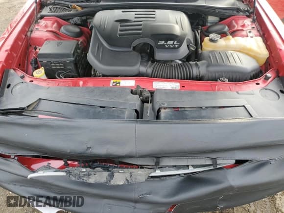 ✅ 2013 Dodge Challenger SXT • VIN: 2C3CDYAGXDH582092 • Lot: 81879634. Wystawiony na Copart z przebiegiem 83 034 mil. Bezpłatny archiwum sprzedaży aukcyjnych z USA i szczegółowy raport historii pojazdu na DreamBid. Zdjęcie 11.