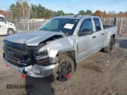 ✅ 2018 Chevrolet Silverado 1500 LT • VIN: 1GCVKREC4JZ315453 • Lot: 43534578. Wystawiony na IAAI z przebiegiem 94 099 mil. Bezpłatny archiwum sprzedaży aukcyjnych z USA i szczegółowy raport historii pojazdu na DreamBid. Zdjęcie 17.