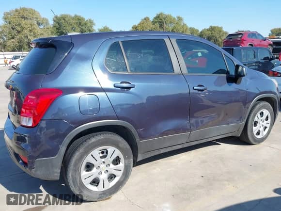 2019 Chevrolet Trax LS с VIN 3GNCJKSB4KL115282, выставлен на аукционе IAAI как лот 43408337 с пробегом 169 454 миль миль и . История ставок и продаж доступна на DreamBid. Изображение 6.