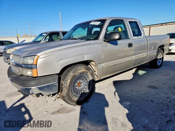 ✅ 2005 Chevrolet Silverado 1500 LS • VIN: 2GCEC19T951254351 • Лот: 94609535. Опубликован ранее на Copart с пробегом 237 318 миль. Бесплатный доступ к архиву аукционных продаж из США и подробный отчёт об истории автомобиля на DreamBid. Изображение 1.