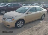 ✅ 2011 Toyota Camry LE • VIN: 4T1BF3EK7BU703962 • Лот: 43347697. Опубликован ранее на IAAI с пробегом 309 749 миль. Бесплатный доступ к архиву аукционных продаж из США и подробный отчёт об истории автомобиля на DreamBid. Изображение 2.