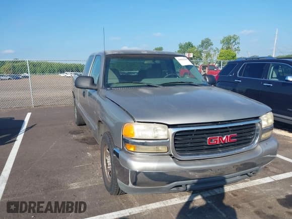 ✅ 1999 GMC Sierra 1500 SLE • VIN: 2GTEC19T6X1500386 • Lot: 42826269. Listed on IAAI with 310,356 mi. Free auction sales archive from the USA and detailed vehicle history report at DreamBid. Image 1.