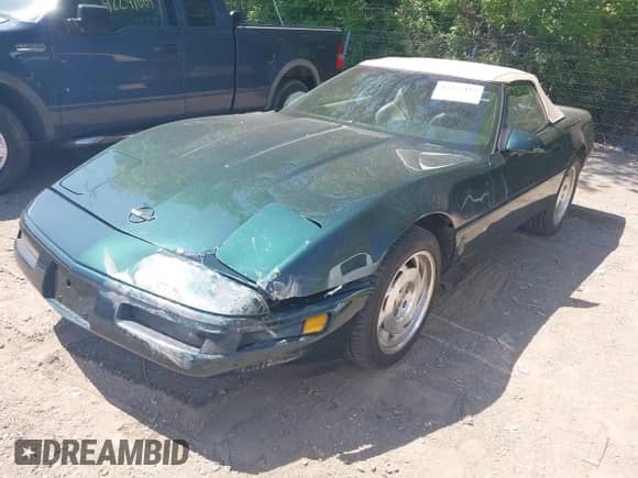 ✅ 1995 Chevrolet Corvette • VIN: 1G1YY32P4S5100608 • Lot: 42227492. Wystawiony na IAAI z przebiegiem 82 111 mil. Bezpłatny archiwum sprzedaży aukcyjnych z USA i szczegółowy raport historii pojazdu na DreamBid. Zdjęcie 17.