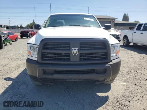 ✅ 2012 Ram 2500 ST • VIN: 3C6TD5CT3CG113730 • Lot: 64764125. Wystawiony na Copart z przebiegiem 168 340 mil. Bezpłatny archiwum sprzedaży aukcyjnych z USA i szczegółowy raport historii pojazdu na DreamBid. Zdjęcie 5.
