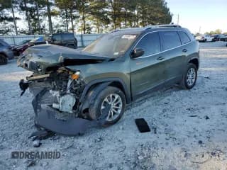 ✅ 2019 Jeep Cherokee Latitude • VIN: 1C4PJLCB4KD241369 • Lot: 81866775. Wystawiony na Copart z przebiegiem 133 269 mil. Bezpłatny archiwum sprzedaży aukcyjnych z USA i szczegółowy raport historii pojazdu na DreamBid. Zdjęcie 1.