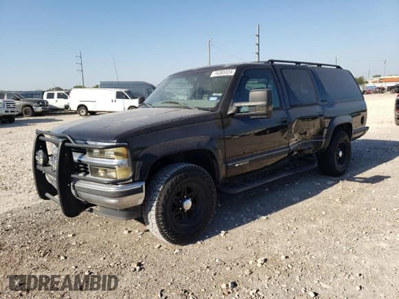 ✅ 1999 Chevrolet Suburban • VIN: 3GNFK16R8XG250888 • Lot: 74305324. Wystawiony na Copart z przebiegiem 208 707 mil. Bezpłatny archiwum sprzedaży aukcyjnych z USA i szczegółowy raport historii pojazdu na DreamBid. Zdjęcie 1.
