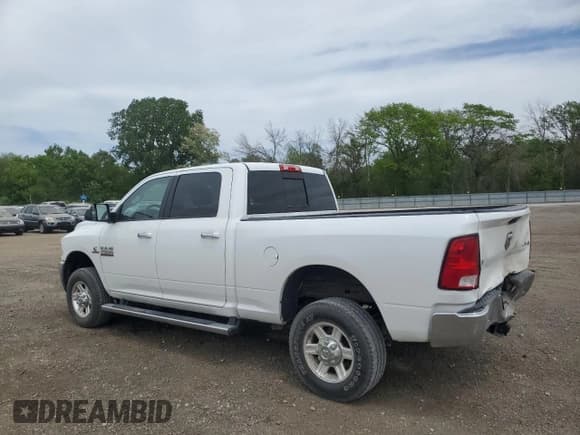 ✅ 2016 Ram 2500 Big Horn • VIN: 3C6UR5DL4GG210932 • Lot: 57209215. Listed on Copart with 204,239 mi. Free auction sales archive from the USA and detailed vehicle history report at DreamBid. Image 2.