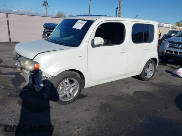 ✅ 2010 Nissan Cube S • VIN: JN8AZ2KR5AT165662 • Лот: 41839943. Опубликован ранее на IAAI с пробегом 183 630 миль. Бесплатный доступ к архиву аукционных продаж из США и подробный отчёт об истории автомобиля на DreamBid. Изображение 2.