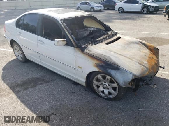 ✅ 2001 BMW 3 Series 325i • VIN: WBAAV33421FU93617 • Lot: 50001305. Listed on Copart with Not provided. Free auction sales archive from the USA and detailed vehicle history report at DreamBid. Image 4.