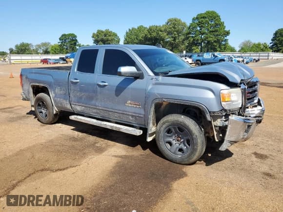 ✅ 2015 GMC Sierra 1500 SLE • VIN: 1GTV2UEC5FZ312748 • Лот: 71834235. Опубликован ранее на Copart с пробегом 223 025 миль. Бесплатный доступ к архиву аукционных продаж из США и подробный отчёт об истории автомобиля на DreamBid. Изображение 4.