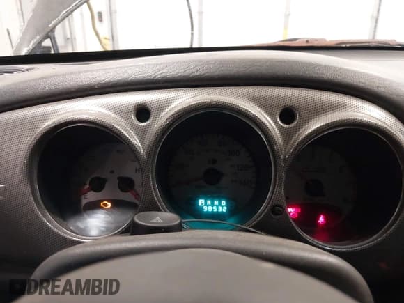 ✅ 2004 Chrysler PT Cruiser GT • VIN: 3C8FY78G74T282464 • Lot: 42083662. Listed on IAAI with 98,532 mi. Free auction sales archive from the USA and detailed vehicle history report at DreamBid. Image 7.