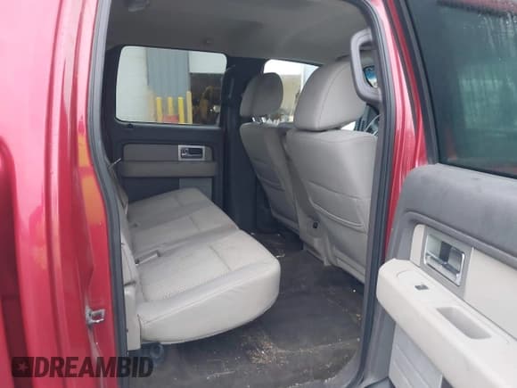 ✅ 2010 Ford F-150 XL • VIN: 1FTFW1EV9AFC70216 • Lot: 43731912. Listed on IAAI with 145,731 mi. Free auction sales archive from the USA and detailed vehicle history report at DreamBid. Image 8.
