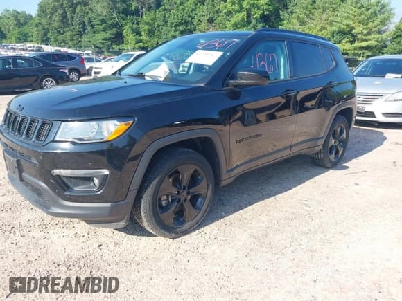 ✅ 2018 Jeep Compass Latitude • VIN: 3C4NJDBB0JT395357 • Lot: 42724367. Listed on IAAI with 76,825 mi. Free auction sales archive from the USA and detailed vehicle history report at DreamBid. Image 20.