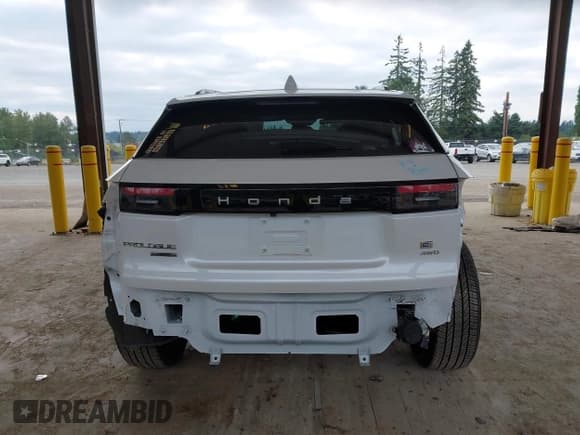 ✅ 2024 Honda Prologue Touring • VIN: 3GPKHXRJ2RS514037 • Lot: 43210540. Listed on IAAI with 14,356 mi. Free auction sales archive from the USA and detailed vehicle history report at DreamBid. Image 17.