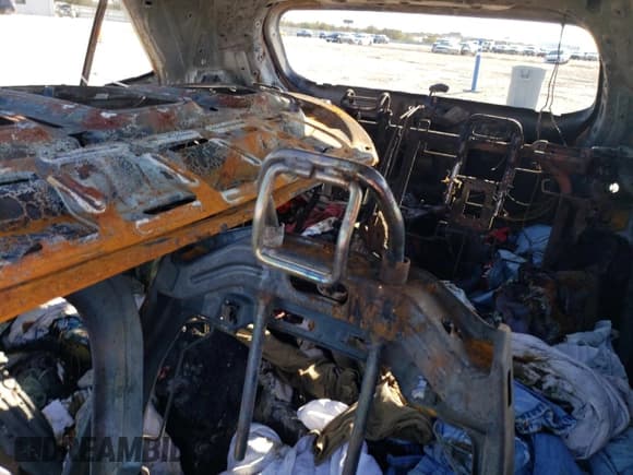 ✅ 2022 Hyundai Venue Limited • VIN: KMHRC8A30NU167833 • Lot: 85634924. Listed on Copart with Not provided. Free auction sales archive from the USA and detailed vehicle history report at DreamBid. Image 10.