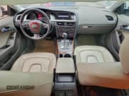 ✅ 2012 Audi A5 Premium Plus • VIN: WAULFAFR0CA002124 • Lot: 94594435. Wystawiony na Copart z przebiegiem 179 790 mil. Bezpłatny archiwum sprzedaży aukcyjnych z USA i szczegółowy raport historii pojazdu na DreamBid. Zdjęcie 8.