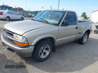 ✅ 1999 Chevrolet S-10 • VIN: 1GCCS144XX8186944 • Лот: 42250440. Опубликован ранее на IAAI с пробегом 182 741 миль. Бесплатный доступ к архиву аукционных продаж из США и подробный отчёт об истории автомобиля на DreamBid. Изображение 2.