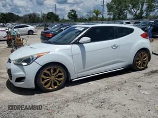 ✅ 2013 Hyundai Veloster w/Gray Int • VIN: KMHTC6AD5DU171622 • Lot: 59761464. Wystawiony na Copart z przebiegiem 85 424 mil. Bezpłatny archiwum sprzedaży aukcyjnych z USA i szczegółowy raport historii pojazdu na DreamBid. Zdjęcie 1.
