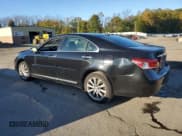 ✅ 2010 Lexus ES 330 • VIN: JTHBK1EG0A2411269 • Лот: 86257495. Опубликован ранее на Copart с пробегом 186 791 миль. Бесплатный доступ к архиву аукционных продаж из США и подробный отчёт об истории автомобиля на DreamBid. Изображение 2.