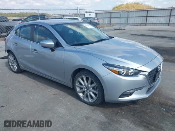 ✅ 2017 Mazda 3 Touring • VIN: 3MZBN1L79HM126369 • Lot: 43282025. Wystawiony na IAAI z przebiegiem 111 556 mil. Bezpłatny archiwum sprzedaży aukcyjnych z USA i szczegółowy raport historii pojazdu na DreamBid. Zdjęcie 1.