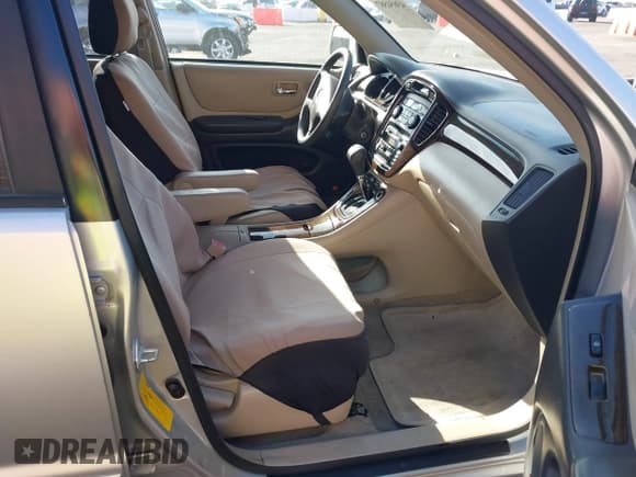 ✅ 2002 Toyota Highlander • VIN: JTEGF21A720060937 • Lot: 43654587. Listed on IAAI with 140,255 mi. Free auction sales archive from the USA and detailed vehicle history report at DreamBid. Image 5.