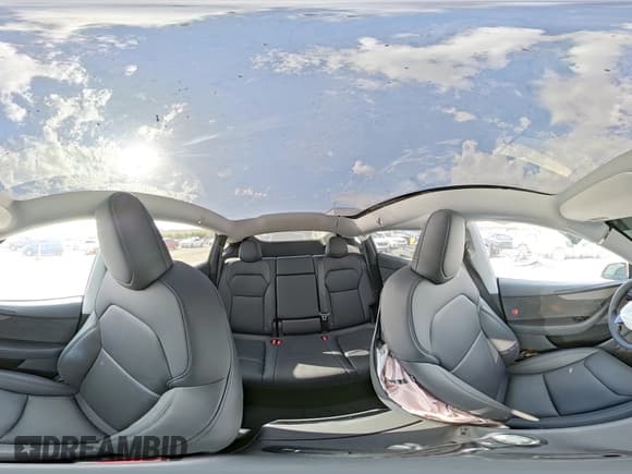 ✅ 2026 Tesla Model Y Long Range • VIN: 7SAYGDED0TA472058 • Lot: 86111505. Listed on Copart with 966 mi. Free auction sales archive from the USA and detailed vehicle history report at DreamBid. Image 15.