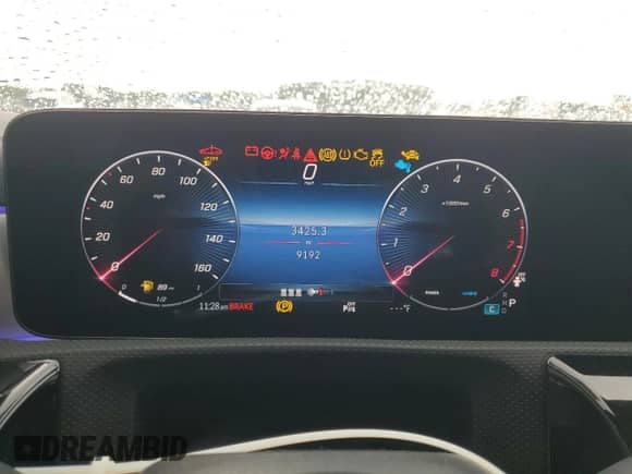 2025 Mercedes-Benz CLA 250 с VIN W1K5J4GB4SN514723, выставлен на аукционе Copart как лот 69820375 с пробегом 9 192 миль миль и Списание • Salvage title. История ставок и продаж доступна на DreamBid. Изображение 9.