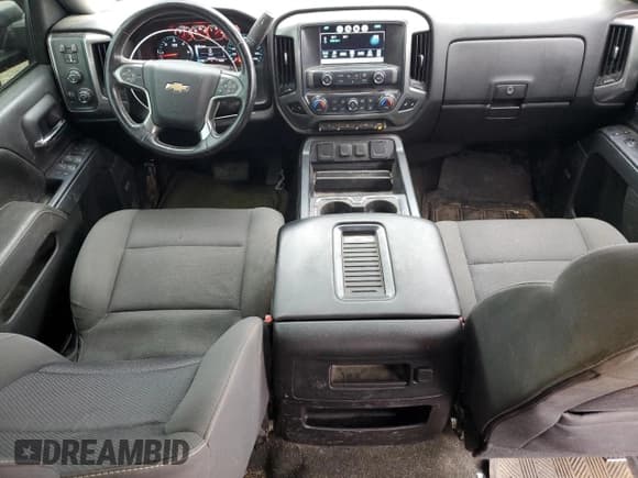 ✅ 2017 Chevrolet Silverado 1500 LT • VIN: 3GCUKRECXHG324678 • Lot: 82458415. Listed on Copart with 107,372 mi. Free auction sales archive from the USA and detailed vehicle history report at DreamBid. Image 8.