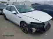 2025 Hyundai Sonata SEL Convenience with VIN KMHL14JA6SA441679, listed as a IAAI auction lot 42749052 with 2,460 mi miles and . Bid and sale history available at DreamBid. Image 1.