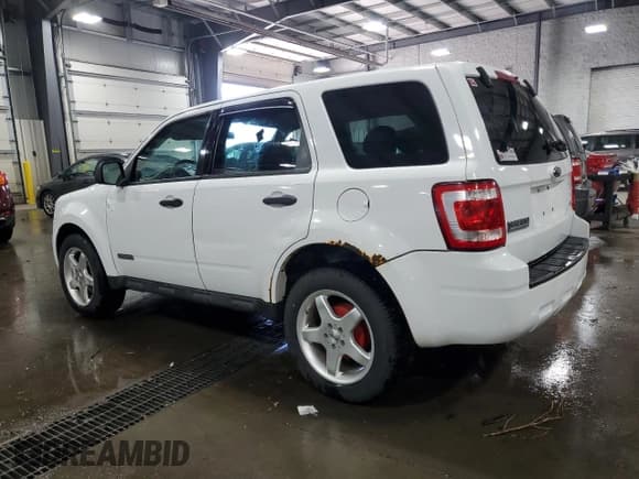 ✅ 2008 Ford Escape XLS • VIN: 1FMCU92Z38KE69483 • Lot: 66465705. Listed on Copart with 192,406 mi. Free auction sales archive from the USA and detailed vehicle history report at DreamBid. Image 2.