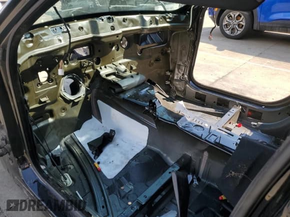 ✅ 2018 Dodge Charger R/T Scat Pack • VIN: 2C3CDXGJ9JH277496 • Lot: 63652305. Listed on Copart with Not provided. Free auction sales archive from the USA and detailed vehicle history report at DreamBid. Image 8.