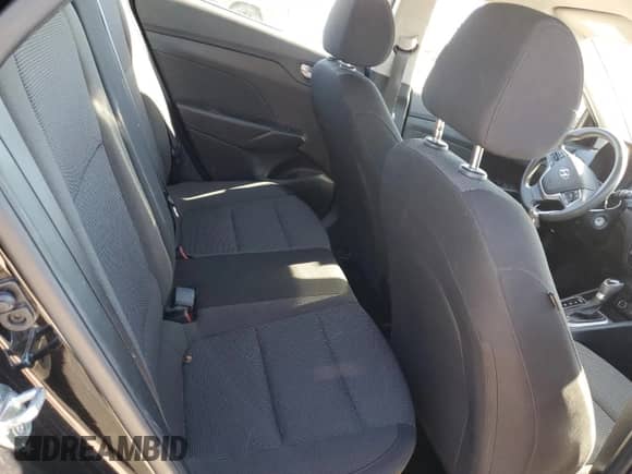 2020 Hyundai Accent SE z VIN 3KPC24A64LE112409, wystawiony jako Copart lot #41686144 z przebiegiem 87 591 mil mil oraz . Historia ofert i sprzedaży dostępna na DreamBid. Obrazek 10.