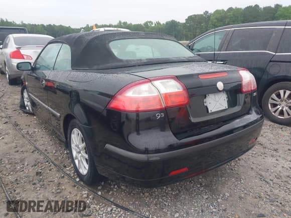 ✅ 2004 Saab 9-3 Arc • VIN: YS3FD79Y646006123 • Lot: 42334625. Wystawiony na IAAI z przebiegiem 99 332 mil. Bezpłatny archiwum sprzedaży aukcyjnych z USA i szczegółowy raport historii pojazdu na DreamBid. Zdjęcie 3.