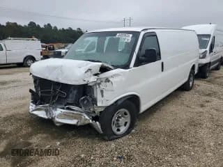 ✅ 2011 Chevrolet Express Cargo • VIN: 1GCWGGBA1B1130824 • Lot: 84920635. Listed on Copart with 158,643 mi. Free auction sales archive from the USA and detailed vehicle history report at DreamBid. Image 1.