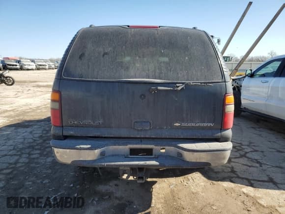 ✅ 2003 Chevrolet Suburban LT • VIN: 3GNFK16ZX3G222987 • Лот: 43134345. Опубликован ранее на Copart с пробегом 259 827 миль. Бесплатный доступ к архиву аукционных продаж из США и подробный отчёт об истории автомобиля на DreamBid. Изображение 6.