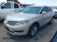 ✅ 2017 Lincoln MKX Select • VIN: 2LMPJ6KRXHBL25565 • Lot: 42657292. Listed on IAAI with 75,003 mi. Free auction sales archive from the USA and detailed vehicle history report at DreamBid. Image 2.