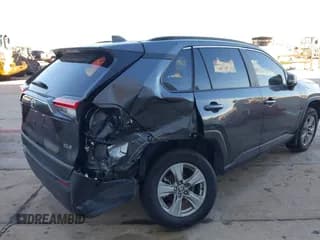 ✅ 2024 Toyota RAV4 XLE • VIN: 2T3W1RFV6RC274036 • Лот: 42548742. Опубликован ранее на IAAI с пробегом 17 231 миль. Бесплатный доступ к архиву аукционных продаж из США и подробный отчёт об истории автомобиля на DreamBid. Изображение 6.