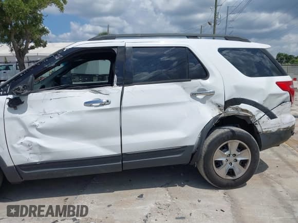 ✅ 2014 Ford Explorer • VIN: 1FM5K7B88EGC10495 • Lot: 42373100. Listed on IAAI with 80,902 mi. Free auction sales archive from the USA and detailed vehicle history report at DreamBid. Image 6.
