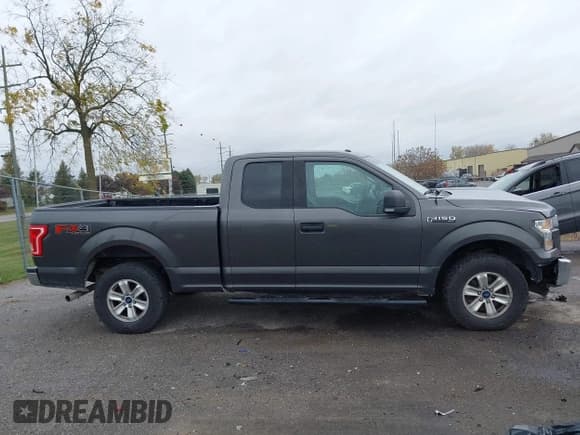 ✅ 2015 Ford F-150 XLT • VIN: 1FTFX1EF0FFD06470 • Lot: 43511049. Wystawiony na IAAI z przebiegiem 177 369 mil. Bezpłatny archiwum sprzedaży aukcyjnych z USA i szczegółowy raport historii pojazdu na DreamBid. Zdjęcie 13.