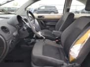 ✅ 2001 Volkswagen Beetle GLS • VIN: 3VWCB21C11M463238 • Lot: 91446615. Listed on Copart with 51,962 mi. Free auction sales archive from the USA and detailed vehicle history report at DreamBid. Image 7.