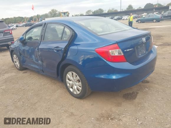 ✅ 2012 Honda Civic LX • VIN: 19XFB2F50CE023194 • Лот: 43454124. Опубликован ранее на IAAI с пробегом 139 676 миль. Бесплатный доступ к архиву аукционных продаж из США и подробный отчёт об истории автомобиля на DreamBid. Изображение 3.